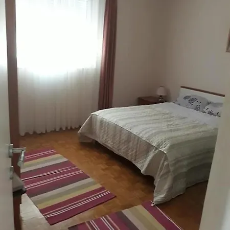 Apartment Karolina *